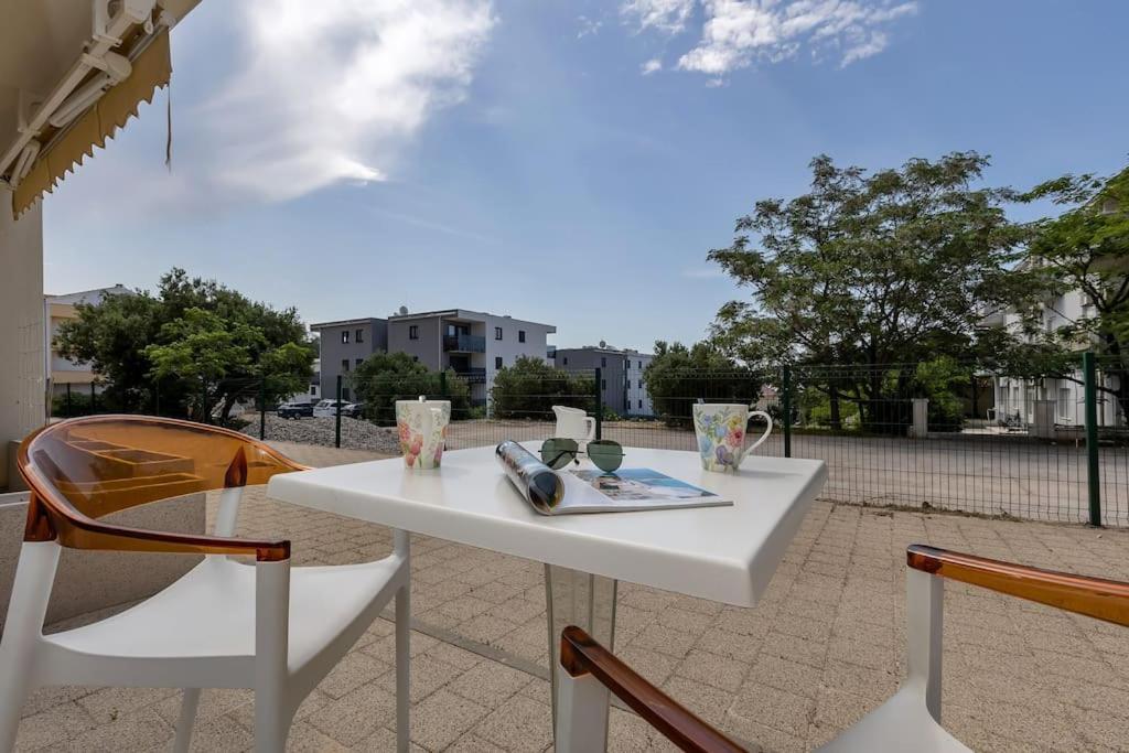 Brotis - Studioapartment - Makarska Exklusiv Promajna Kültér fotó