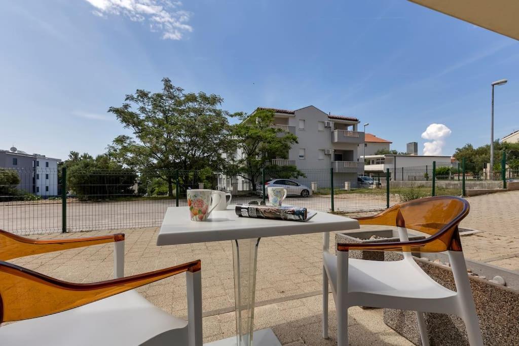 Brotis - Studioapartment - Makarska Exklusiv Promajna Kültér fotó